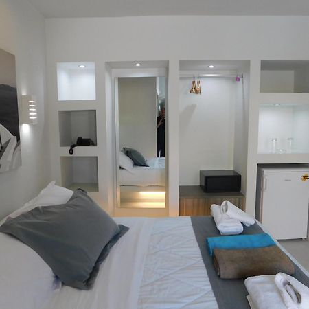 Perissa Beachfront Rooms Buitenkant foto