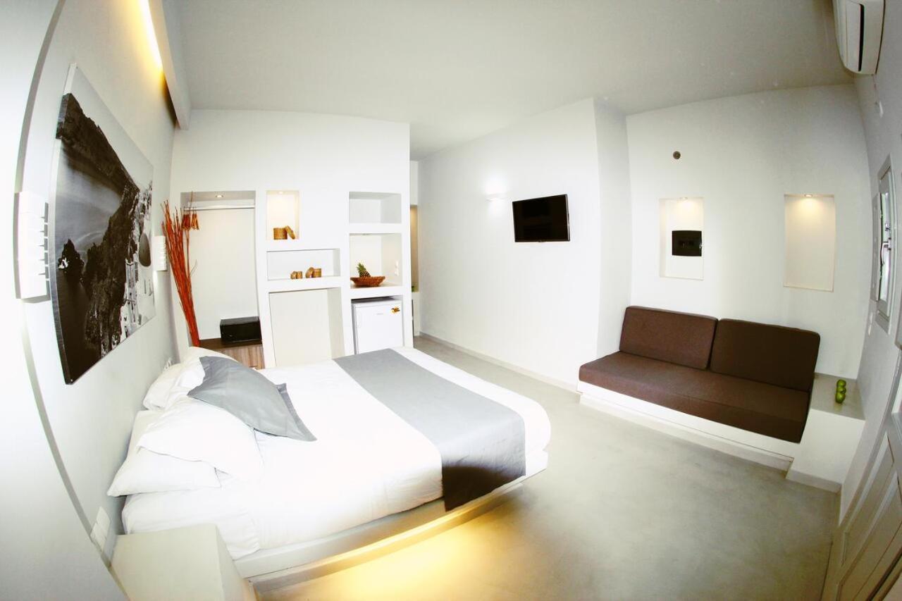 Perissa Beachfront Rooms Buitenkant foto