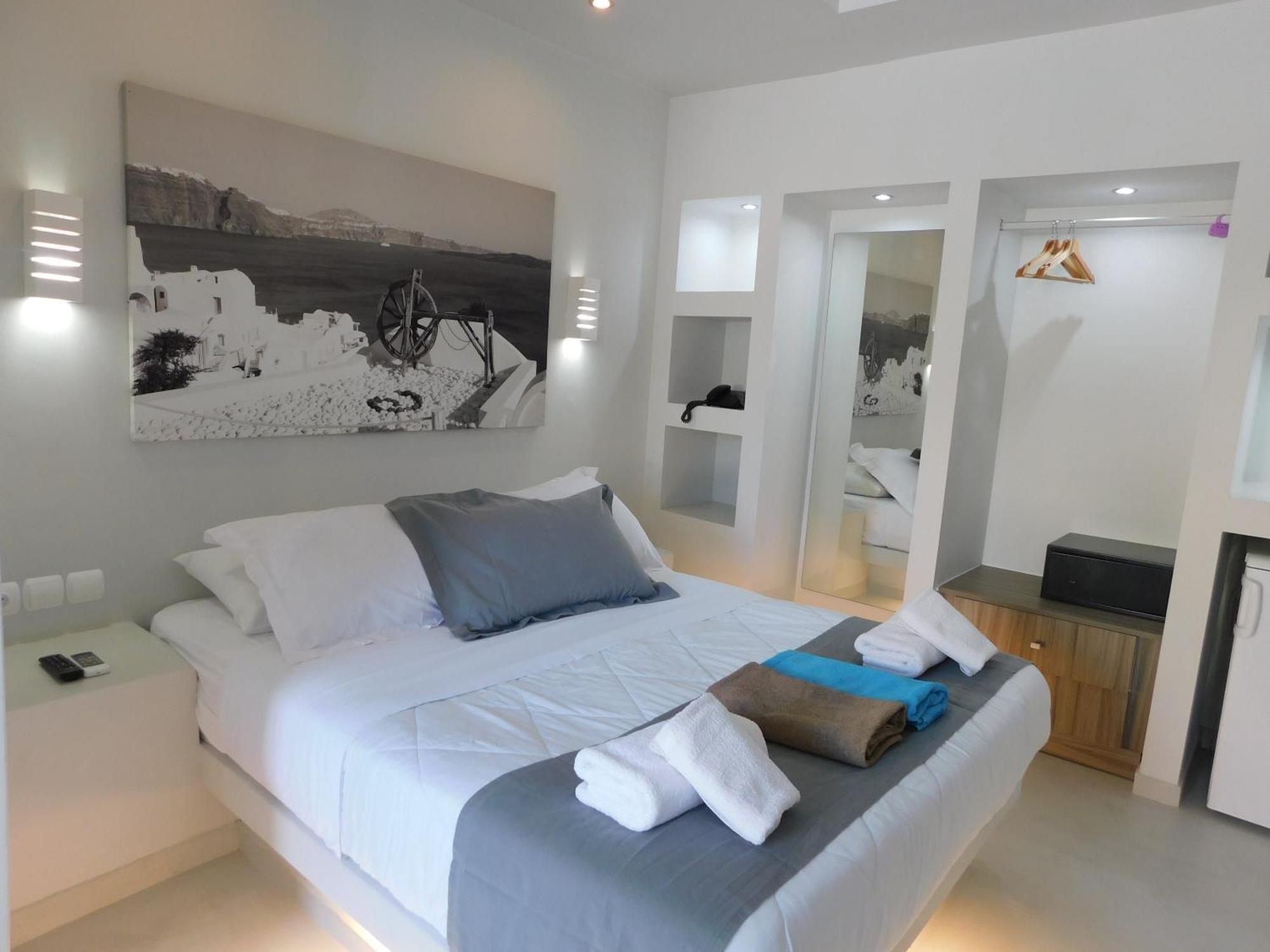 Perissa Beachfront Rooms Buitenkant foto
