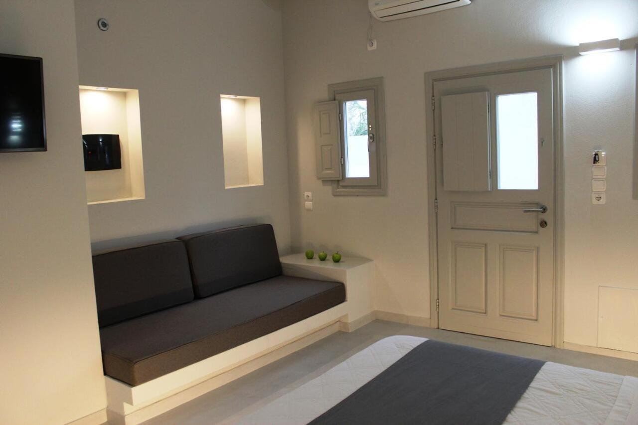 Perissa Beachfront Rooms Buitenkant foto