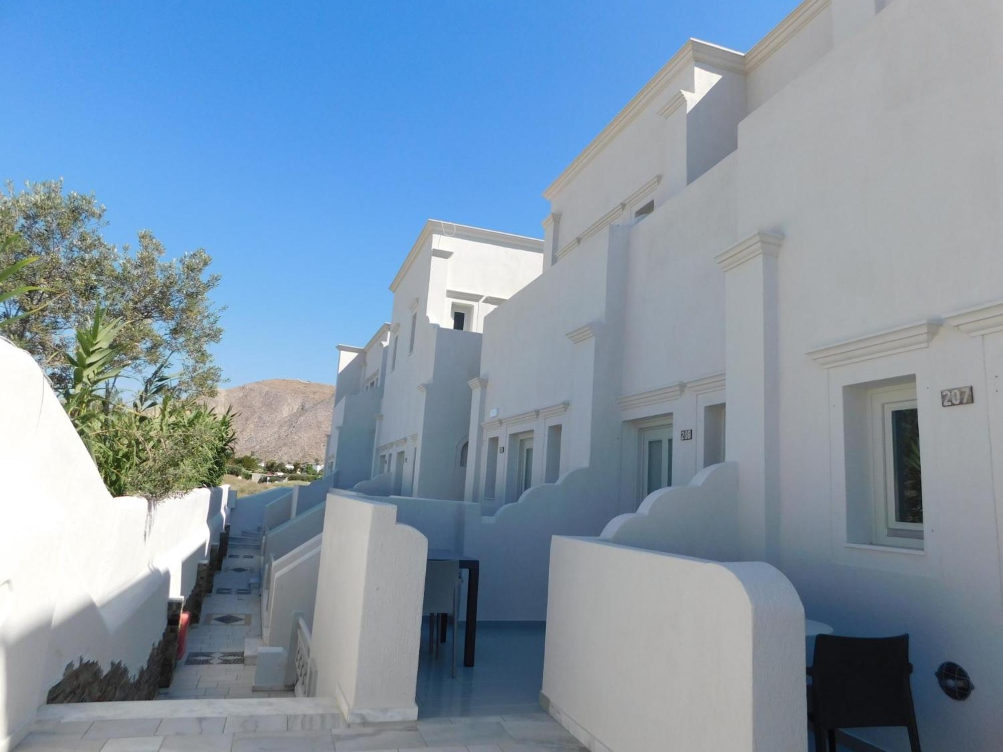 Perissa Beachfront Rooms Buitenkant foto
