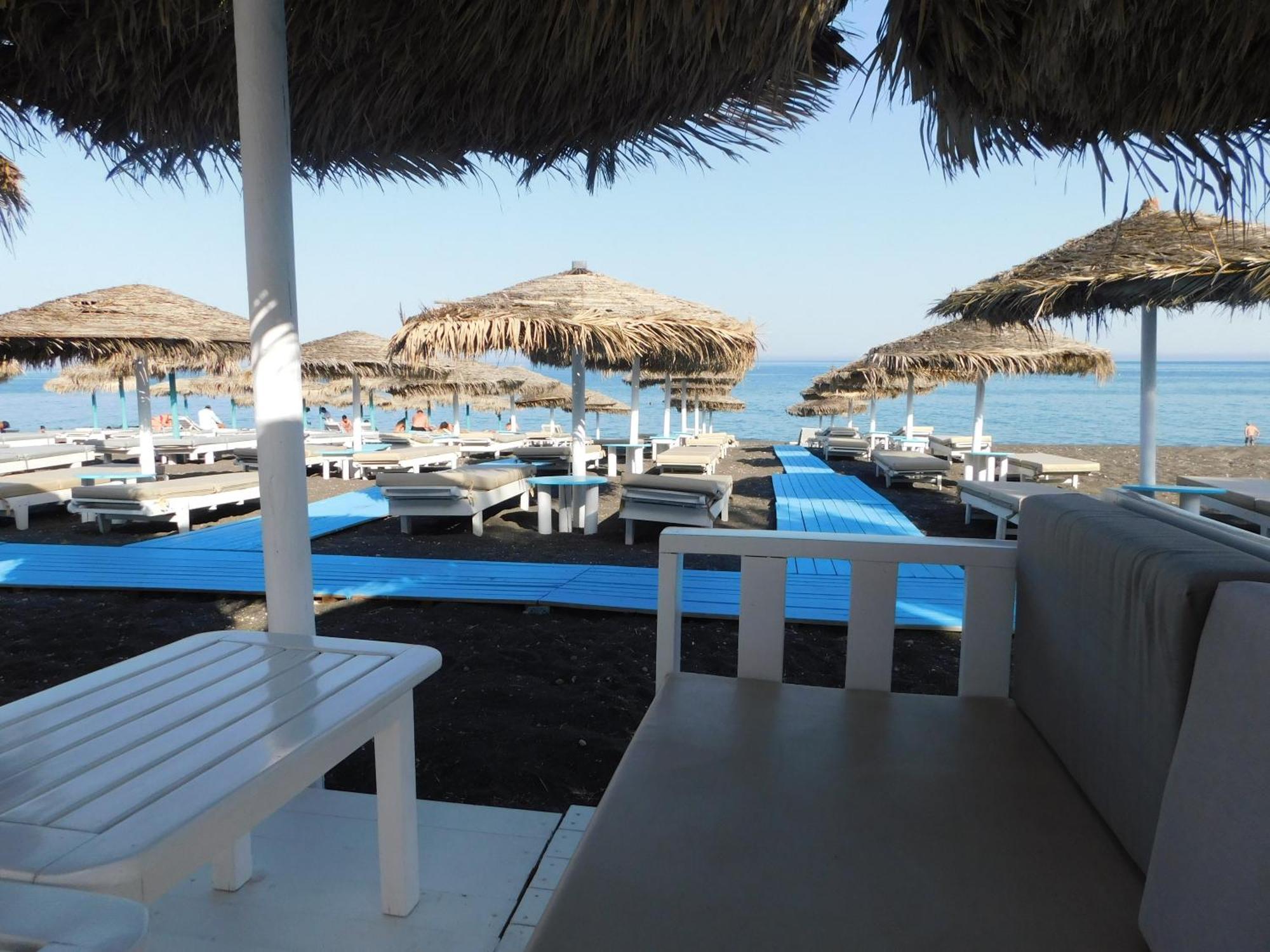 Perissa Beachfront Rooms Buitenkant foto